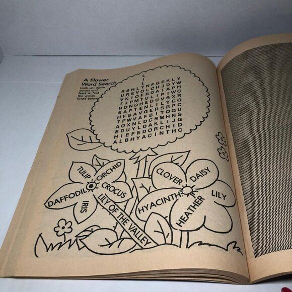 Vintage 1986 Golden Color / Activity Book So Much Fun Easter Coloring Book - Picture 8 of 14